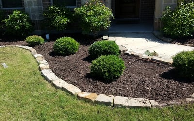 Photo of Jennifer H.'s yard after getting landscaping in Rainbow, TX