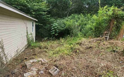 Photo of Richard S.'s yard after getting landscaping in Trussville, AL