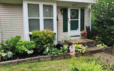 Photo of Stephanie D.'s yard after getting tree care in Centreville, VA