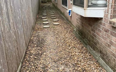 Photo of Carolyn M.'s yard after getting landscaping in Needville, TX