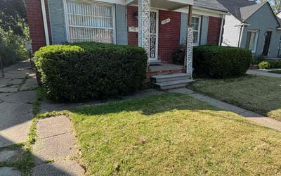 Photo of Jerry G.'s yard after getting landscaping in Detroit, MI