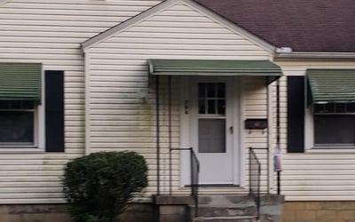 Photo of Jennifer C.'s yard after getting tree care in Columbus, OH