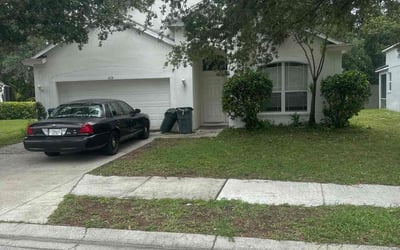 Photo of Stephanie R.'s yard after getting landscaping in Palmetto, FL