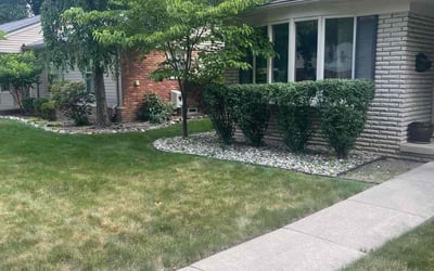 Photo of Susan P.'s yard after getting landscaping in Livonia, MI