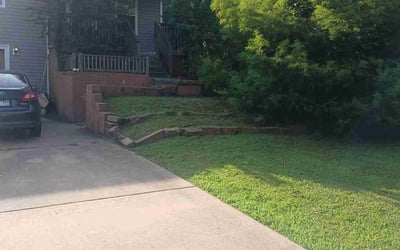 Photo of Kimberly R.'s yard after getting landscaping in Sherwood, AR
