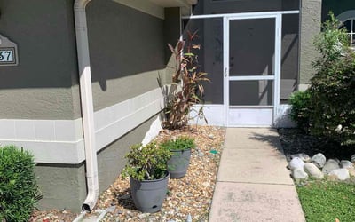 Photo of Jennifer M.'s yard after getting landscaping in Orlando, FL