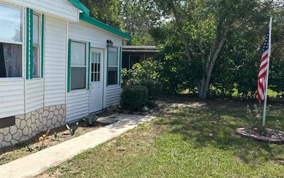 Photo of Naomi H.'s yard after getting tree care in Ocala, FL