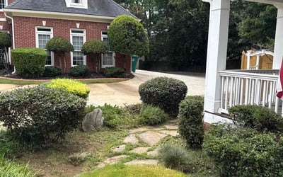 Photo of Justin M.'s yard after getting landscaping in Smyrna, GA