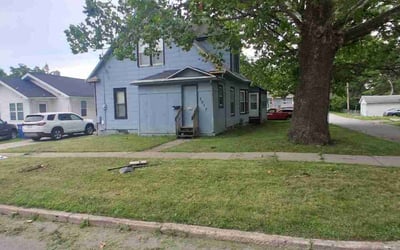 Photo of Angela B.'s yard after getting landscaping in Des Moines, IA