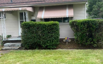Photo of Jason G.'s yard after getting landscaping in Elyria, OH
