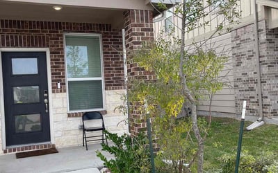 Photo of Amber H.'s yard after getting landscaping in Bleiblerville, TX