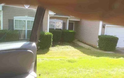 Photo of Jon B.'s yard after getting landscaping in Simpsonville, SC