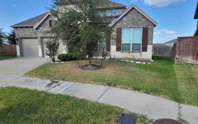 Photo of Scott D.'s yard after getting landscaping in Kenney, TX