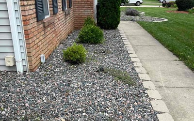 Photo of Angel G.'s yard after getting landscaping in Akron, OH