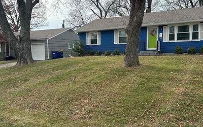 Photo of Brooke T.'s yard after getting landscaping in Fort Leavenworth, KS