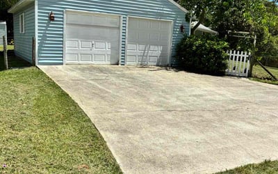 Photo of Jesse A.'s yard after getting lawn care in Land O' Lakes, FL