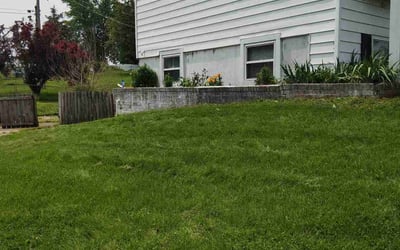 Photo of Jessica L.'s yard after getting landscaping in Arnold, MO