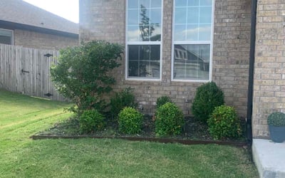 Photo of Dennis C.'s yard after getting landscaping in Choctaw, OK