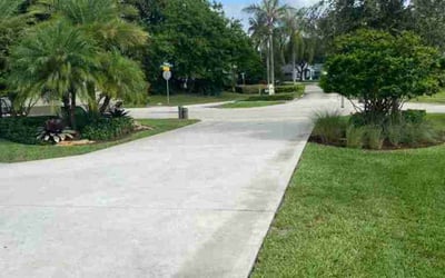 Photo of Linda H.'s yard after getting landscaping in Stuart, FL