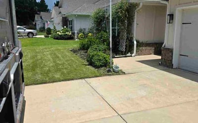 Photo of Michael S.'s yard after getting landscaping in Foley, AL