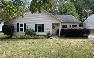 Photo of Summer S.'s yard after getting landscaping in Mineral Springs, NC