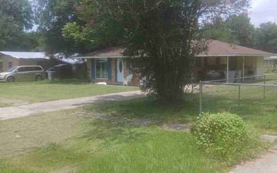 Photo of Joe M.'s yard after getting landscaping in Baker, LA