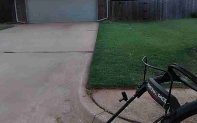 Photo of Robin C.'s yard after getting tree care in Edmond, OK