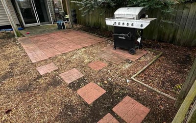 Photo of Ana F.'s yard after getting landscaping in Harbinger, NC