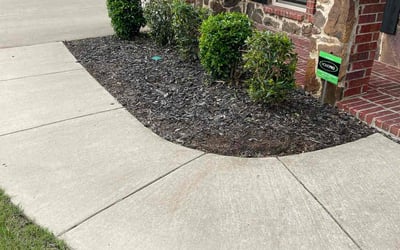 Photo of Pete L.'s yard after getting landscaping in Waxahachie, TX