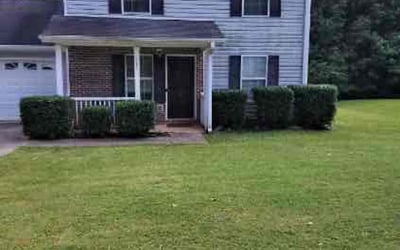 Photo of Felicia D.'s yard after getting landscaping in Riverdale, GA