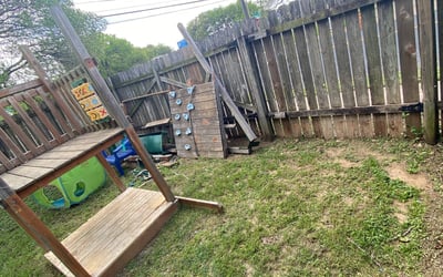 Photo of Mary H.'s yard after getting landscaping in Luling, TX
