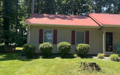 Photo of Amber S.'s yard after getting landscaping in Statesville, NC