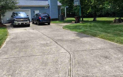 Photo of Janell C.'s yard after getting lawn care in Englewood, OH
