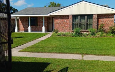 Photo of Stasia B.'s yard after getting lawn care in Alexandria, LA