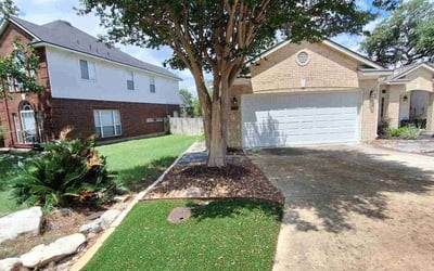 Photo of Ronald G.'s yard after getting lawn care in San Antonio, TX