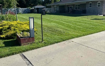 Photo of Janis L.'s yard after getting lawn care in Cottonwood Heights, UT