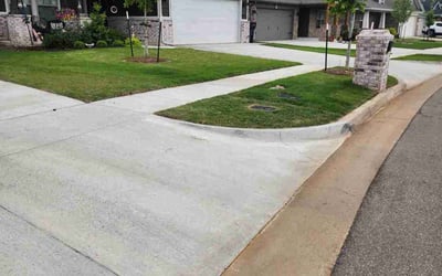 Photo of Allana A.'s yard after getting lawn care in Mount Prospect, IL