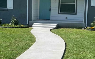 Photo of Melle D.'s yard after getting lawn care in Colleyville, TX