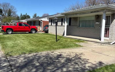 Photo of Joy W.'s yard after getting lawn care in Allen Park, MI