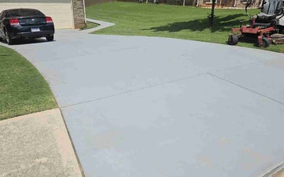 Photo of Neil W.'s yard after getting lawn care in Yorkville, IL