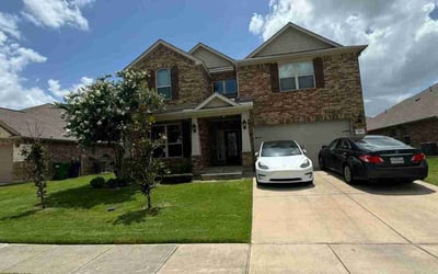 Photo of Jenn A.'s yard after getting lawn care in Granbury, TX