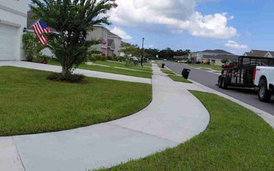 Photo of Heather M.'s yard after getting lawn care in Ellenton, FL