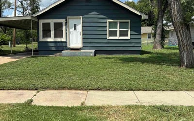 Photo of Miranda P.'s yard after getting lawn care in Gloucester, VA