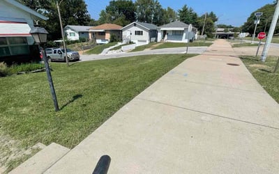 Photo of Leslie D.'s yard after getting lawn care in Wood River, IL