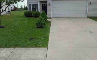 Photo of Ivy W.'s yard after getting lawn care in Acworth, GA