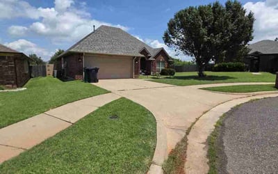 Photo of Dawn R.'s yard after getting lawn care in Scituate, MA