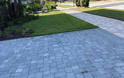 Photo of Amber J.'s yard after getting lawn care in Ocean View, DE