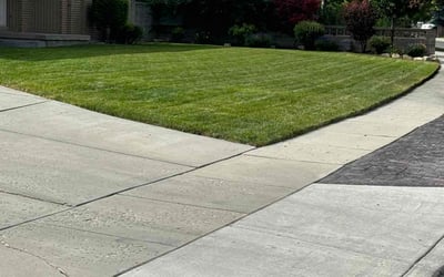 Photo of Bobbie M.'s yard after getting lawn care in Cottonwood Heights, UT
