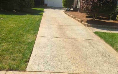Photo of Jessica N.'s yard after getting lawn care in Charlotte, NC