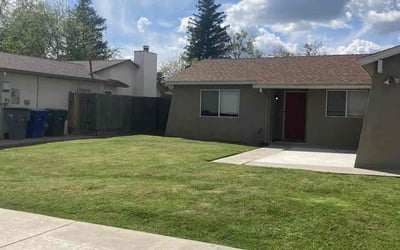 Photo of Travis B.'s yard after getting lawn care in Kingsburg, CA